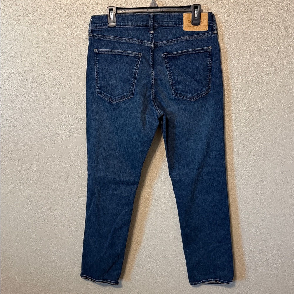 Calvin Klein Straight Leg Jeans Men’s Size 32 Dark Wash Classic Denim - Picture 2 of 7
